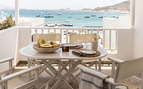 Om Living Milos