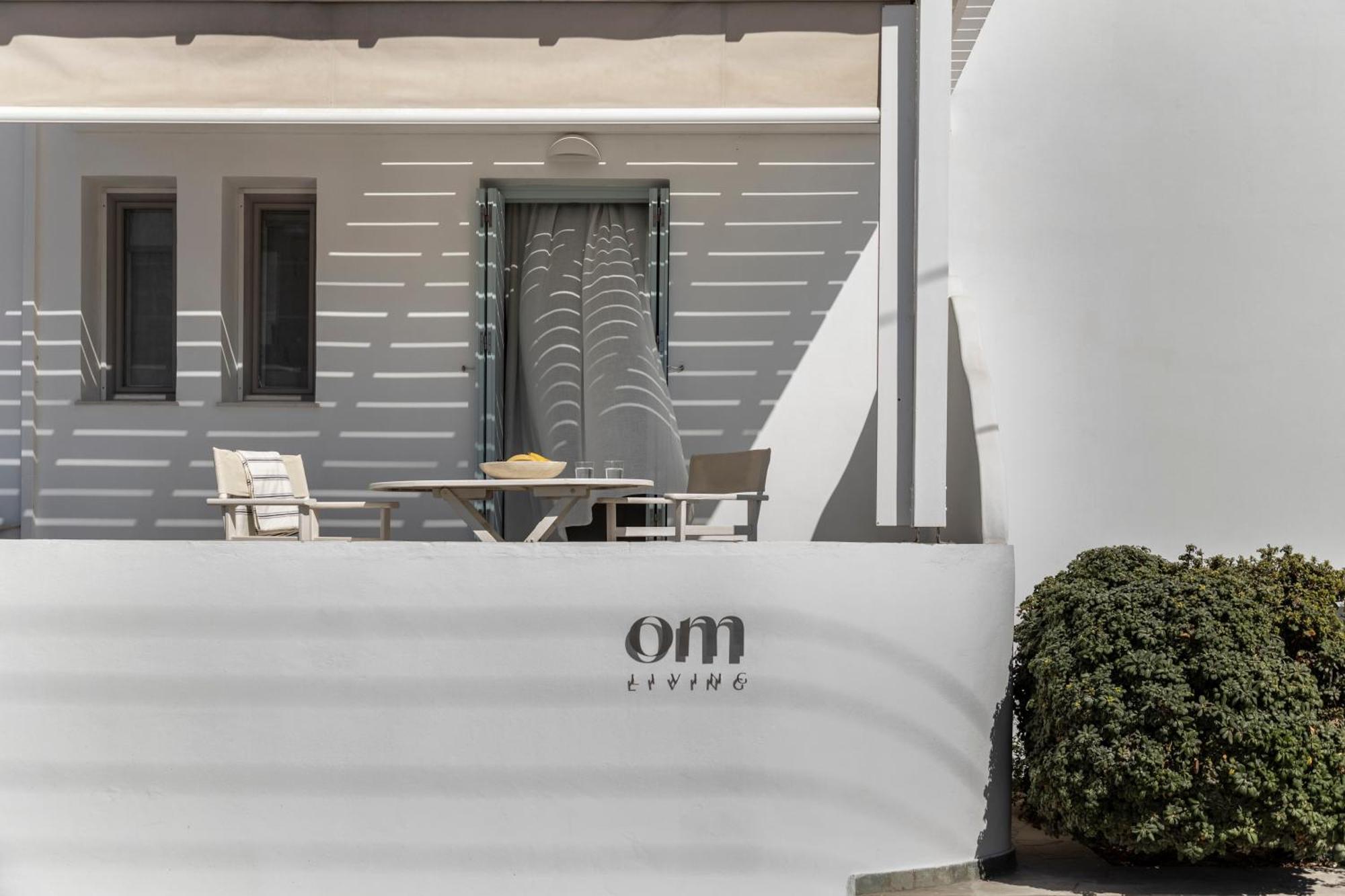Om Living Milos Pollonia Exterior photo