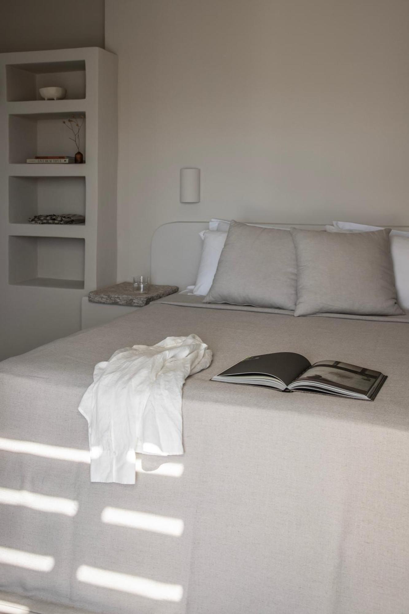 Om Living Milos Pollonia Exterior photo