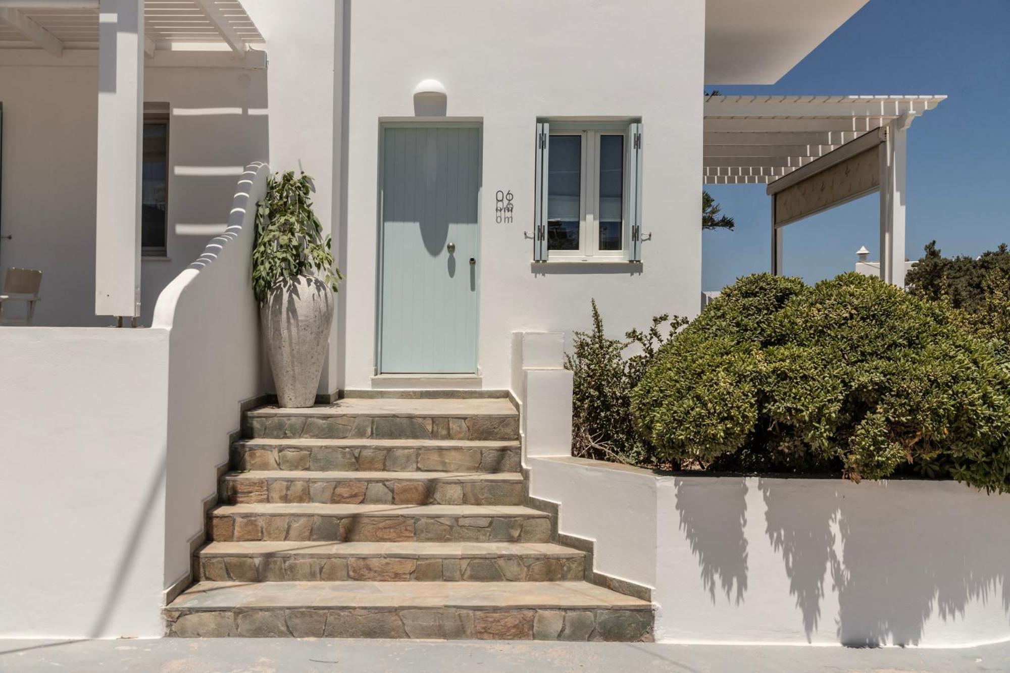 Om Living Milos Pollonia Exterior photo