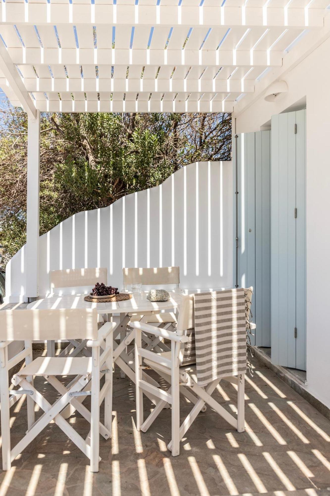 Om Living Milos Pollonia Exterior photo