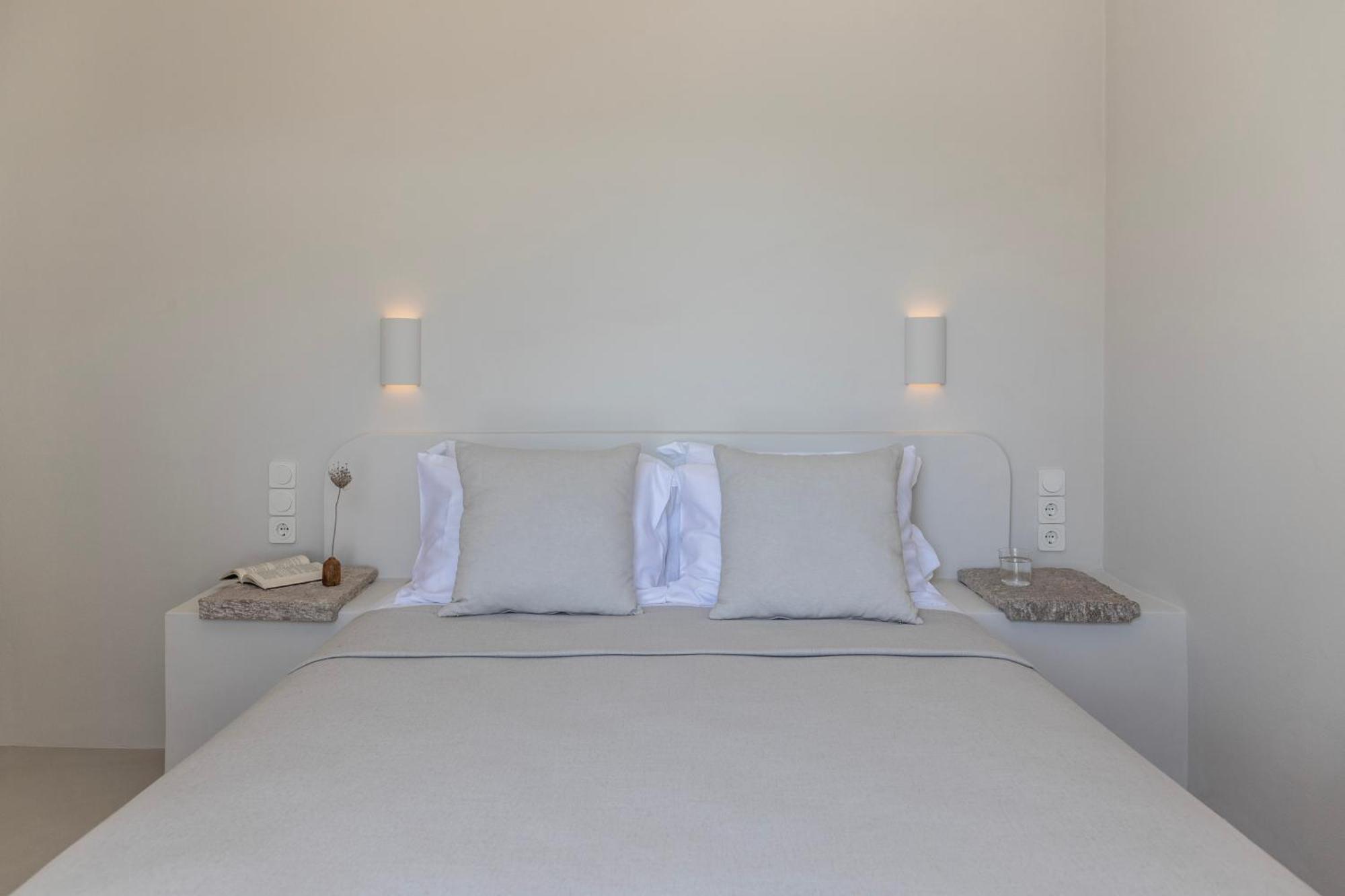 Om Living Milos Pollonia Exterior photo