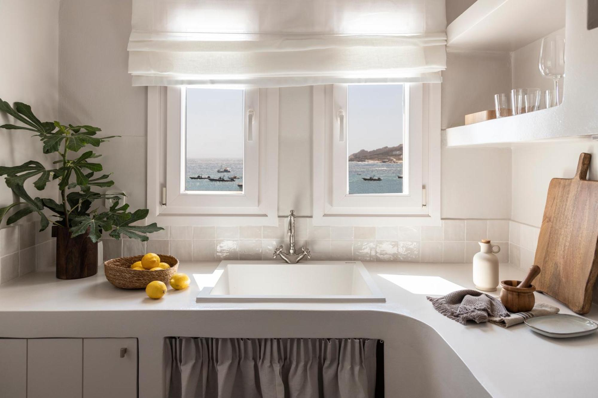 Om Living Milos Pollonia Exterior photo