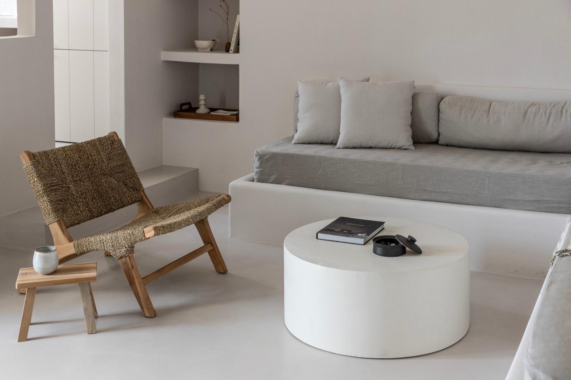 Om Living Milos Pollonia Exterior photo